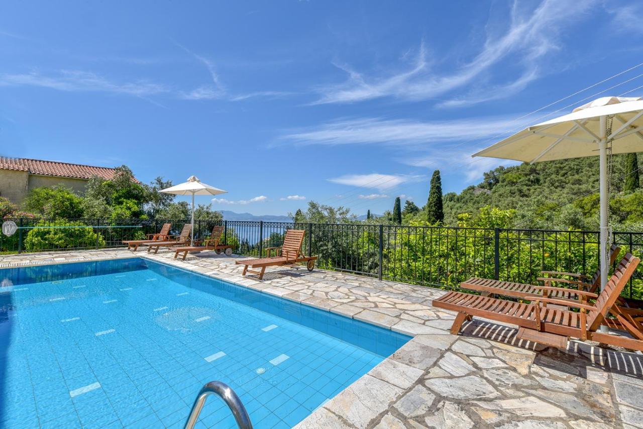 Villa Christina Nisaki  Exterior foto